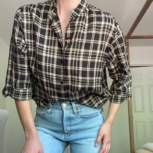 Women’s Button Down Size 14P Fits Small